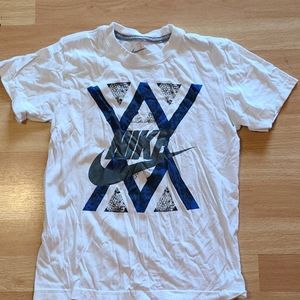 Boys Nike shirt